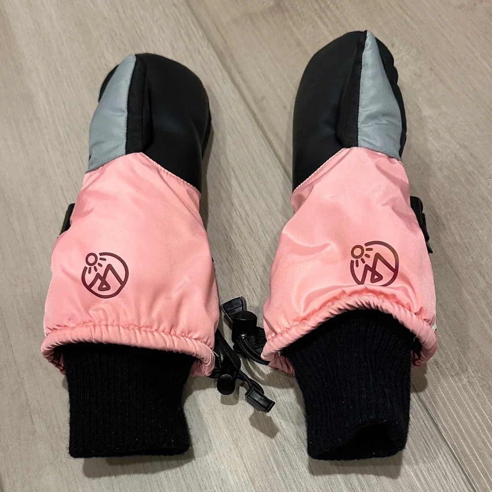Outdoor Master hands outdoor adventures